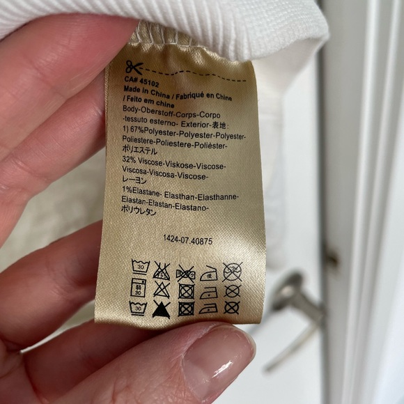 Sweater - Picture 3 of 3